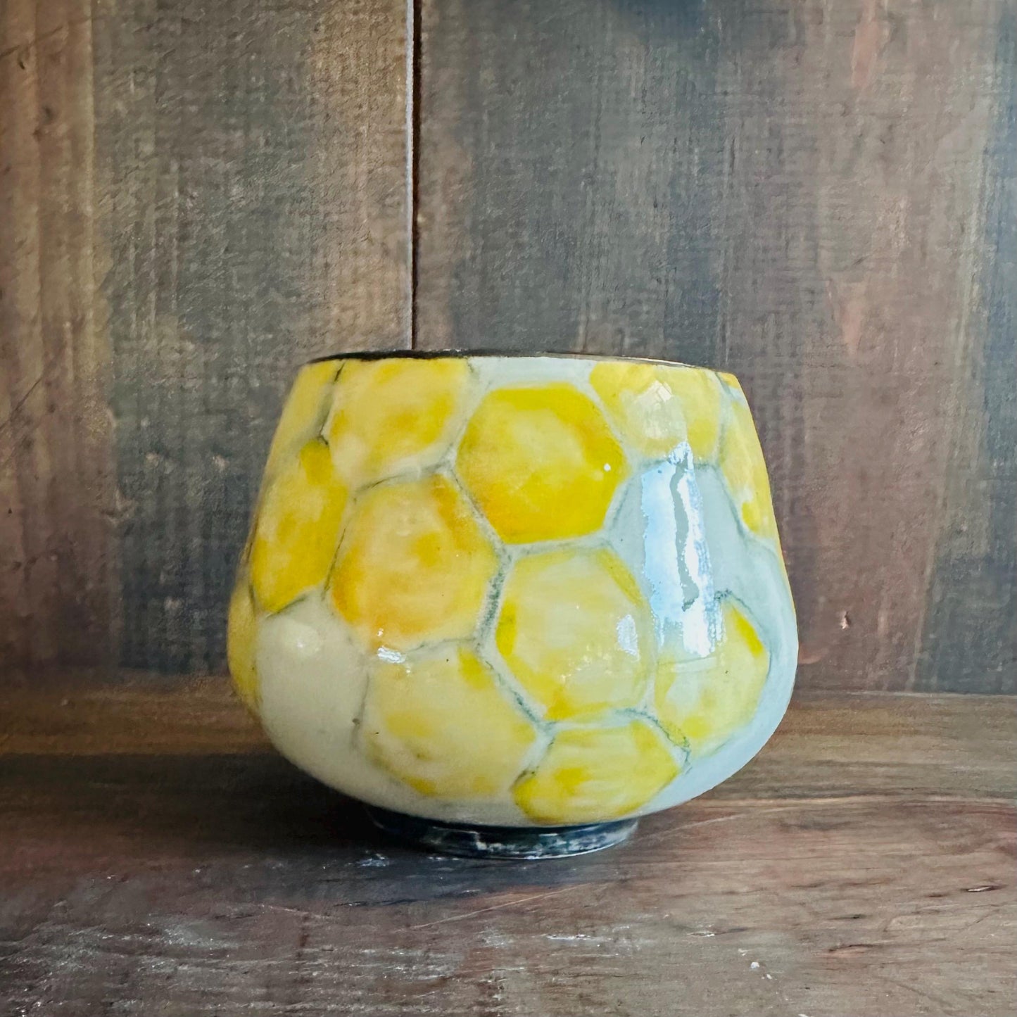 Bee Hive Yunomi Yellow Honeybee Handleless Mug Cup Tumbler M2526