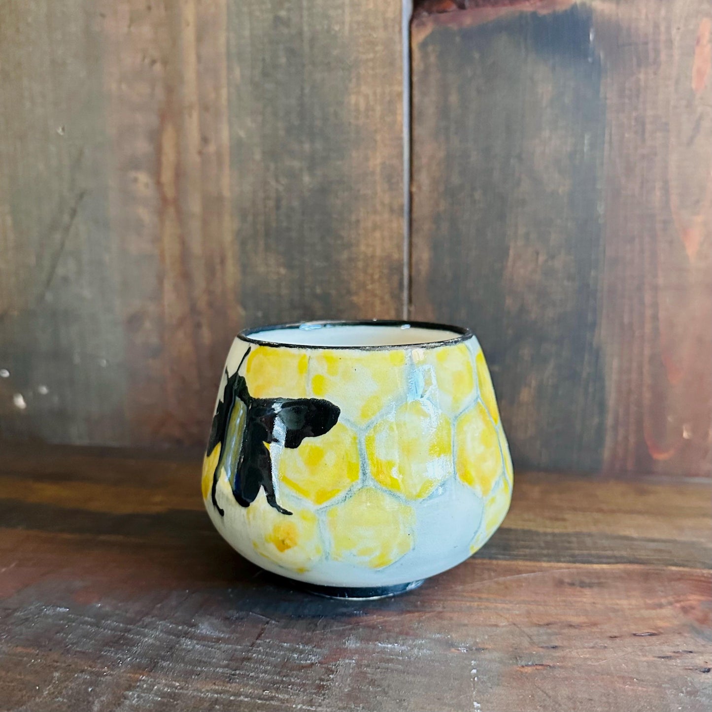 Bee Hive Yunomi Yellow Honeybee Handleless Mug Cup Tumbler M2526