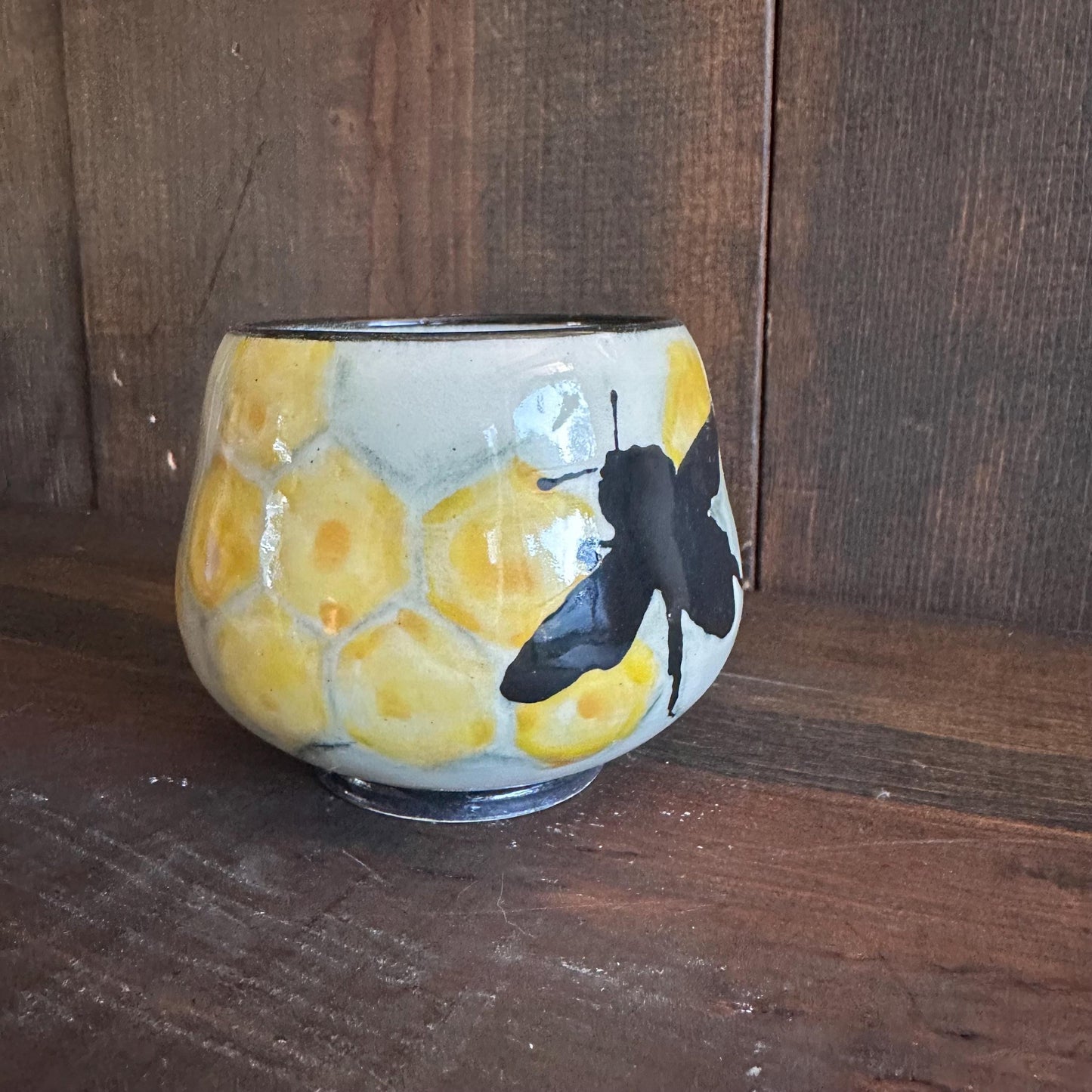 Bee Hive Yunomi Yellow Honeybee Handleless Mug Cup Tumbler M2525